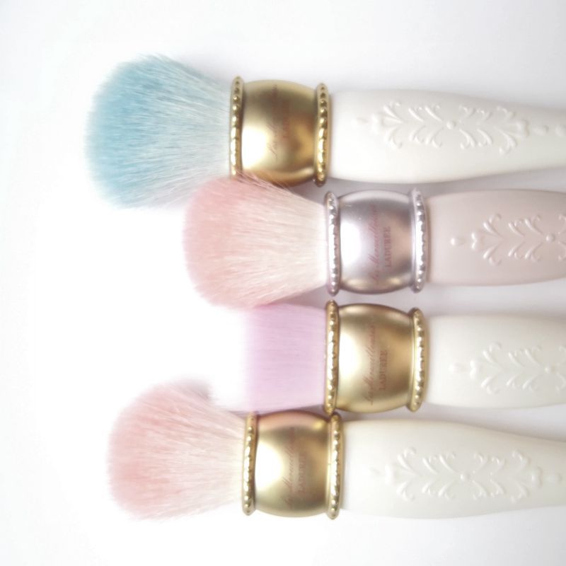 Fashion single makeup brush